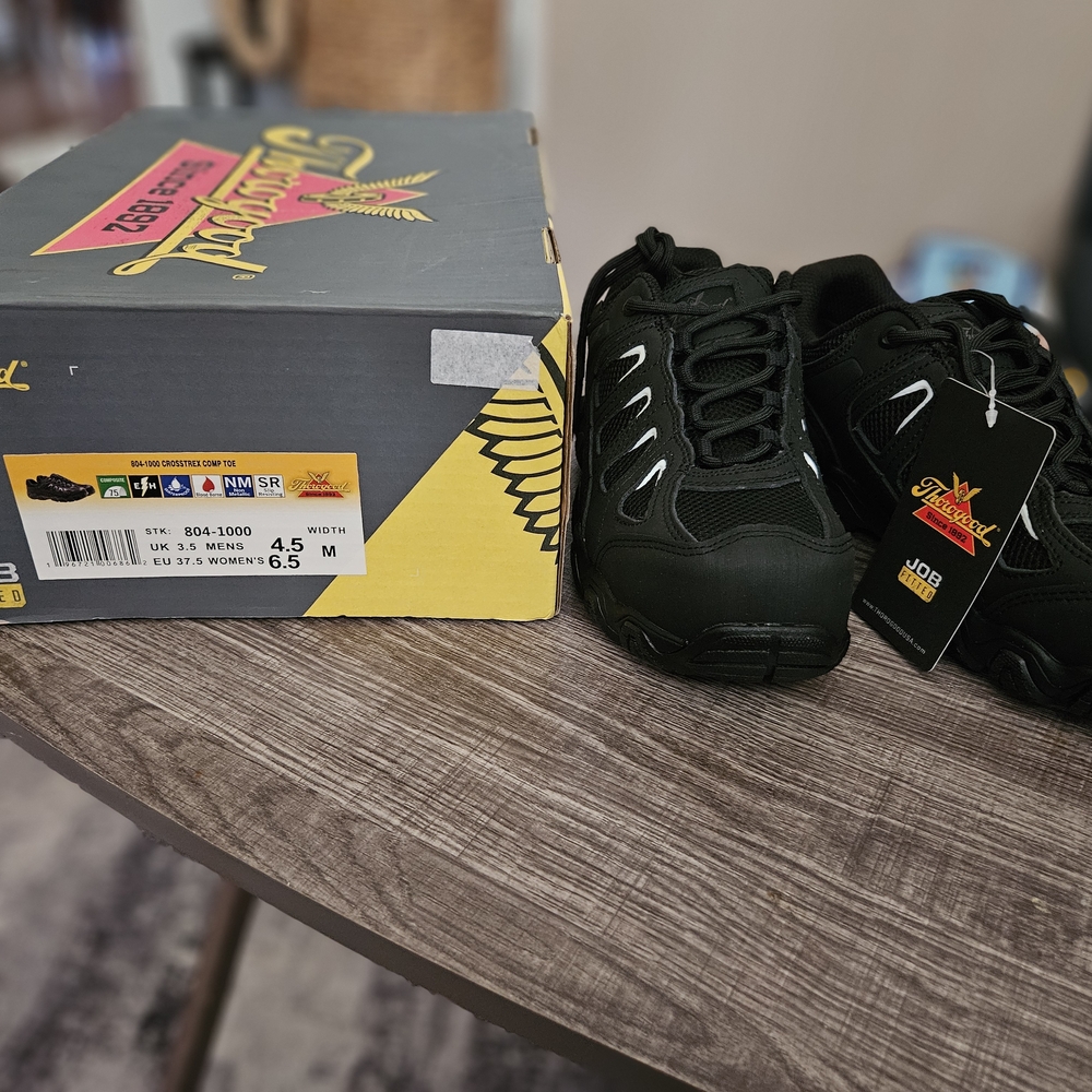 Black JCB Safety Shoes Thorogood Sz 6.5